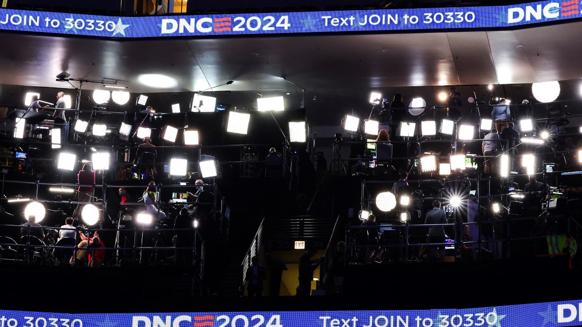 Full DNC speaker list and schedule released for Day 2. Who to expec...